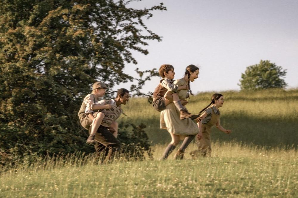 فیلم سینمایی «بازگشت بچه های راه آهن»(The Railway Children Return) به کارگردانی مورگان متیوز